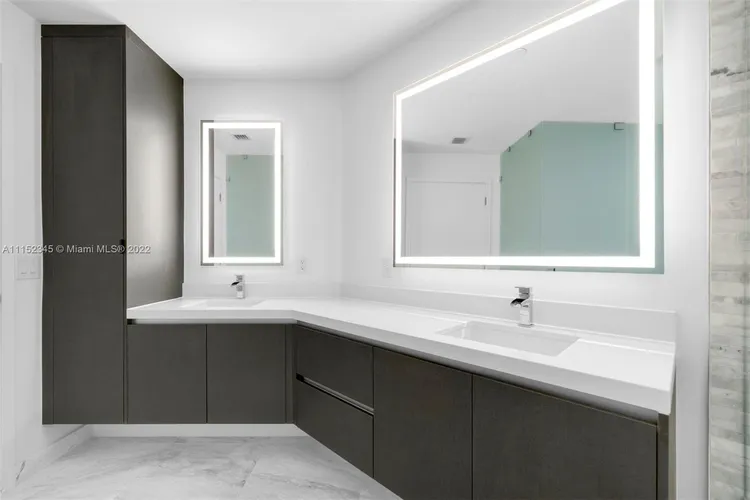 Paramount Miami Worldcenter #905 image #14