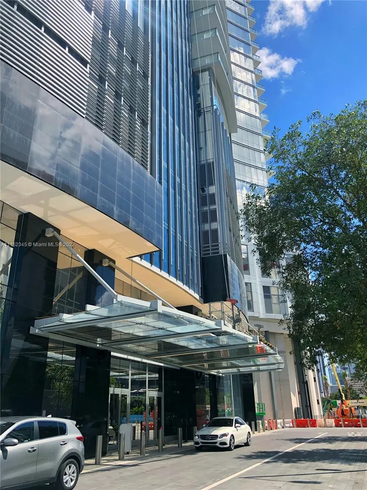 Paramount Miami Worldcenter #905 image #21