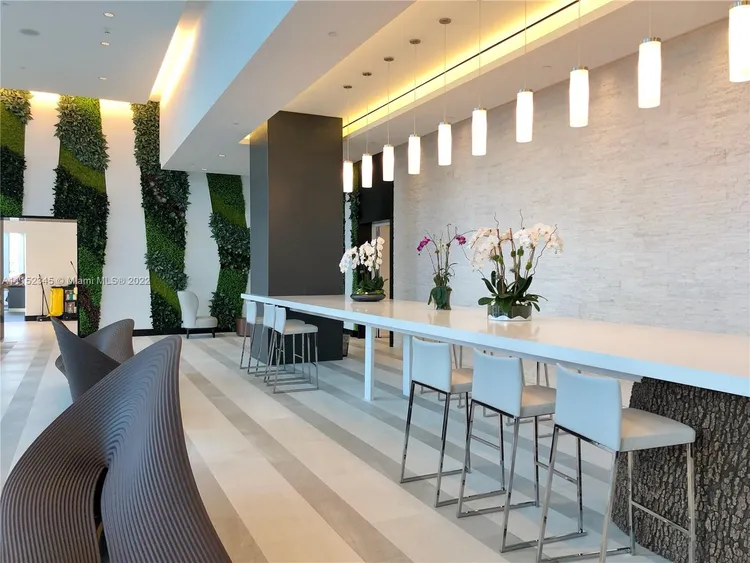 Paramount Miami Worldcenter #905 image #26