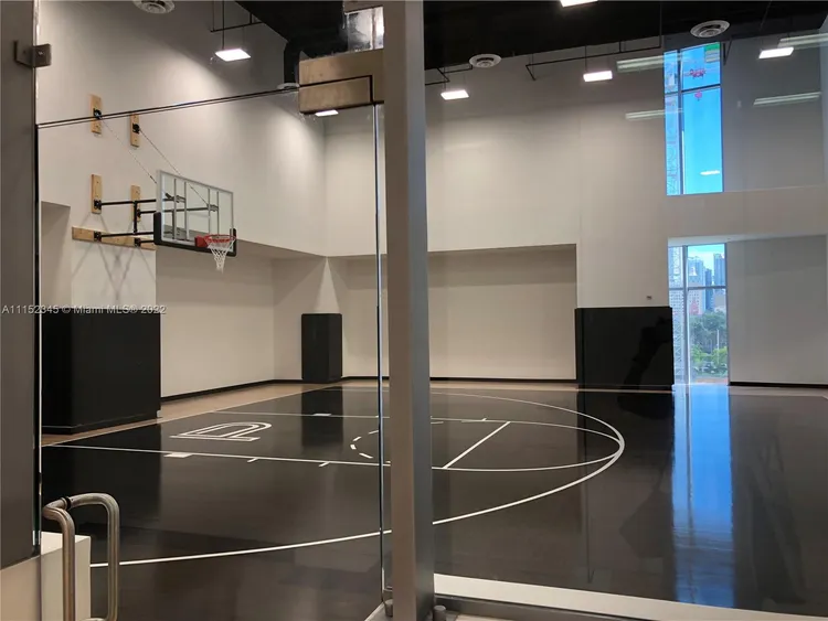 Paramount Miami Worldcenter #905 image #28