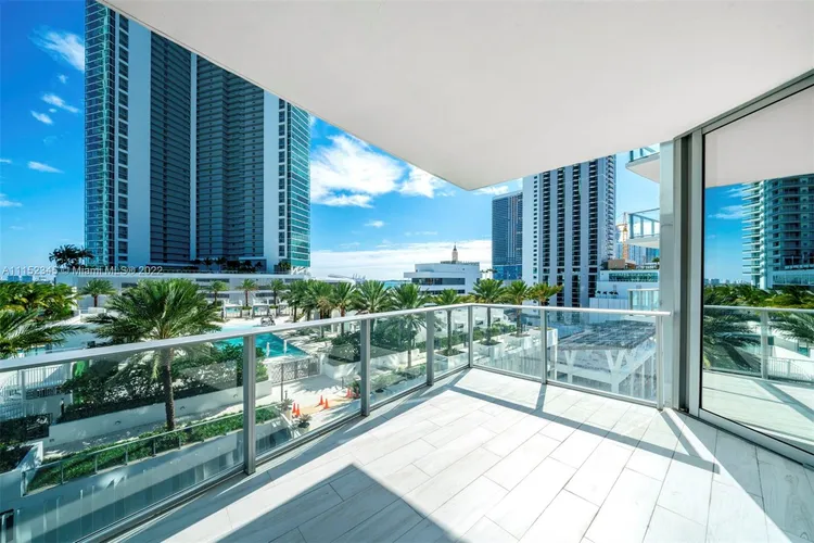 Paramount Miami Worldcenter #905 image #34