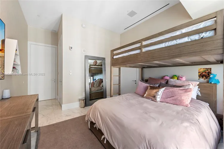 Muse #2401 image #27