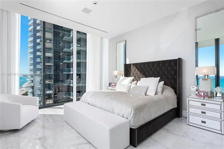 Muse #2401 image #37