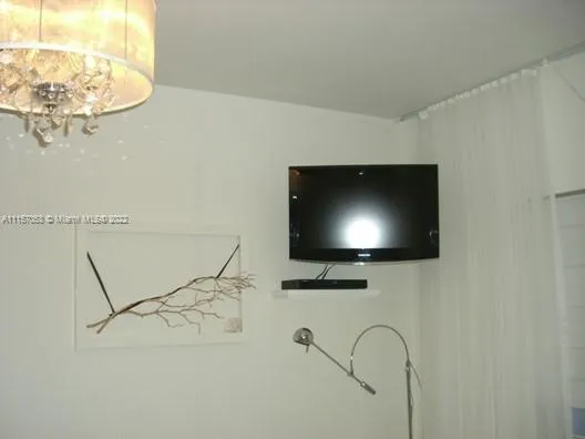 Ocean Walk on South Beach #137 image #16