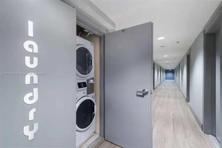 Ocean Walk on South Beach #137 image #25