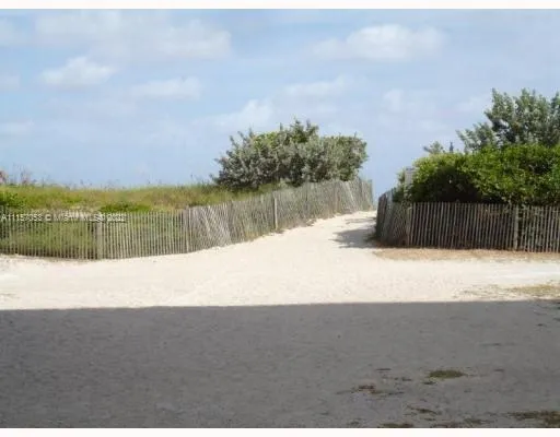 Ocean Walk on South Beach #137 image #26