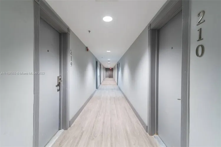 Ocean Walk on South Beach #137 image #28