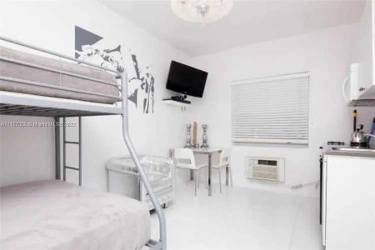 Ocean Walk on South Beach #137 image #7