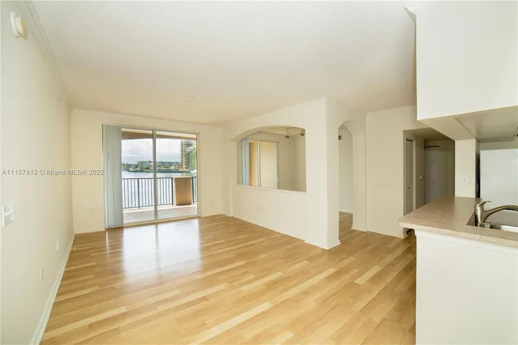 Porto Bellagio #1308 image #11