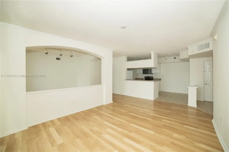 Porto Bellagio #1308 image #15