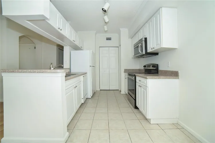 Porto Bellagio #1308 image #20