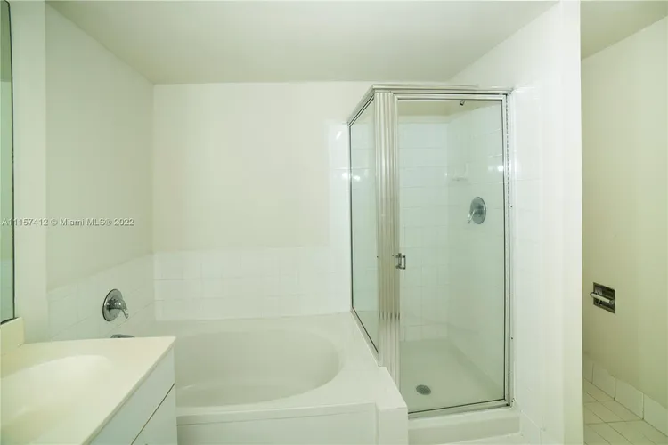 Porto Bellagio #1308 image #33