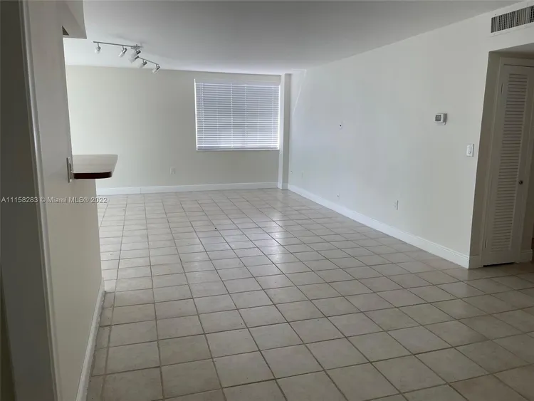 Royal Embassy #10A image #27