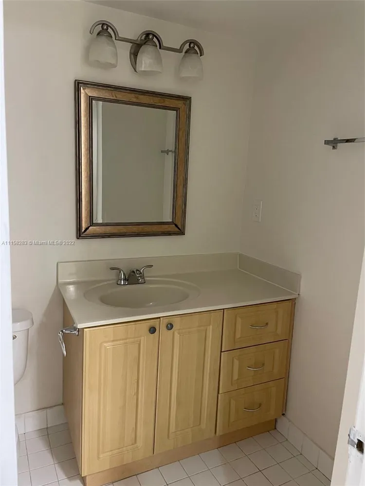 Royal Embassy #10A image #32