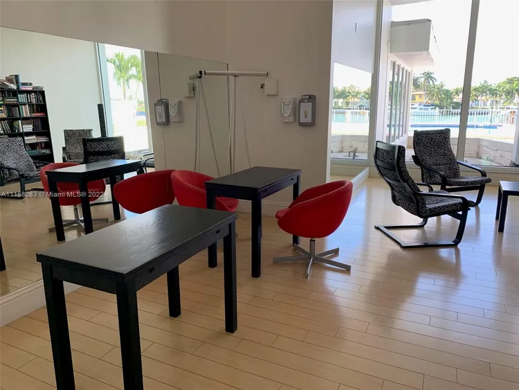 Royal Embassy #10A image #7