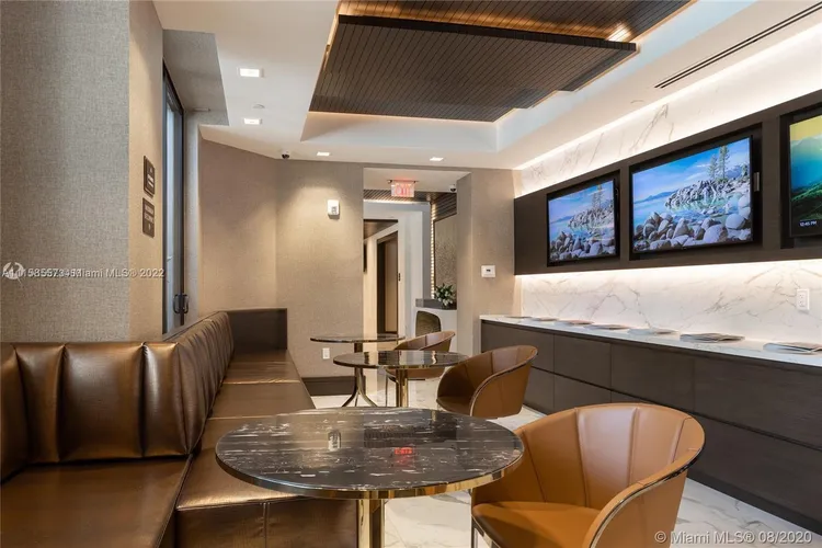 Merrick Manor #831 image #17