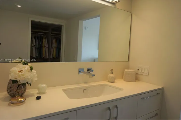 Casa del Mar #25G image #25