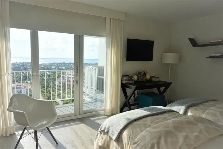 Casa del Mar #25G image #28