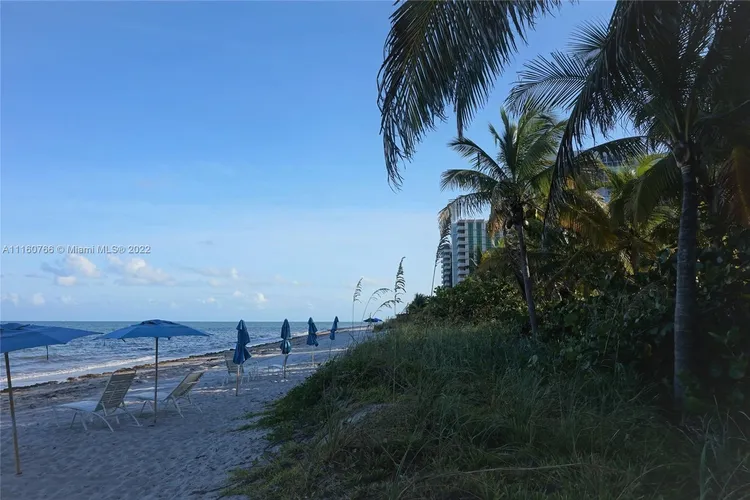 Casa del Mar #25G image #38