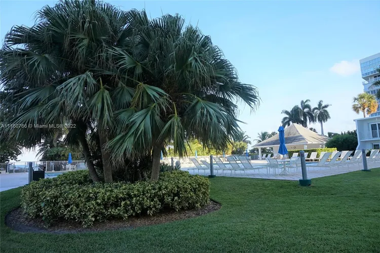 Casa del Mar #25G image #41