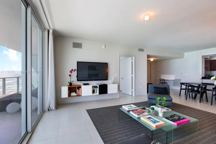 Apogee Beach #802 image #6