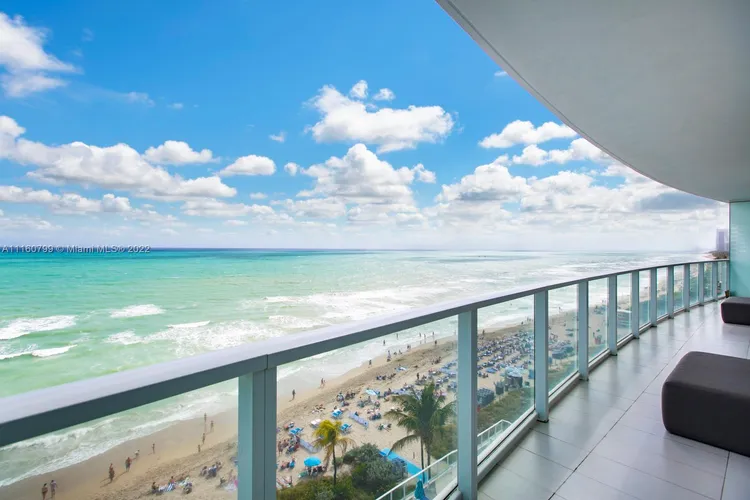 Apogee Beach #802 image #8