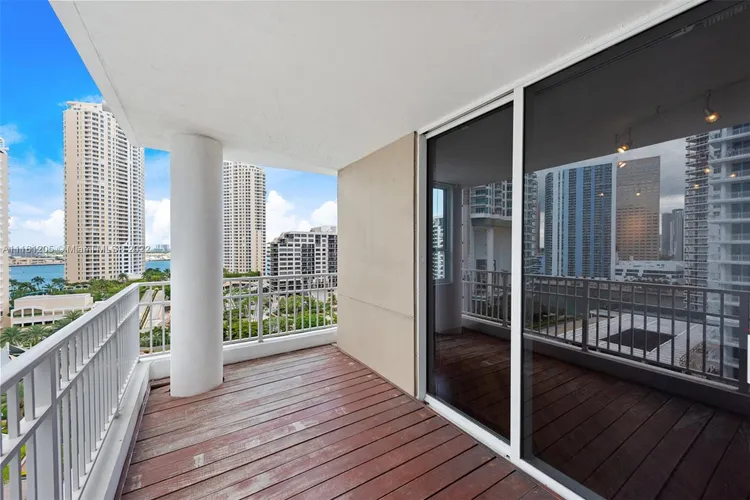 Courvoisier Courts #1509 image #17