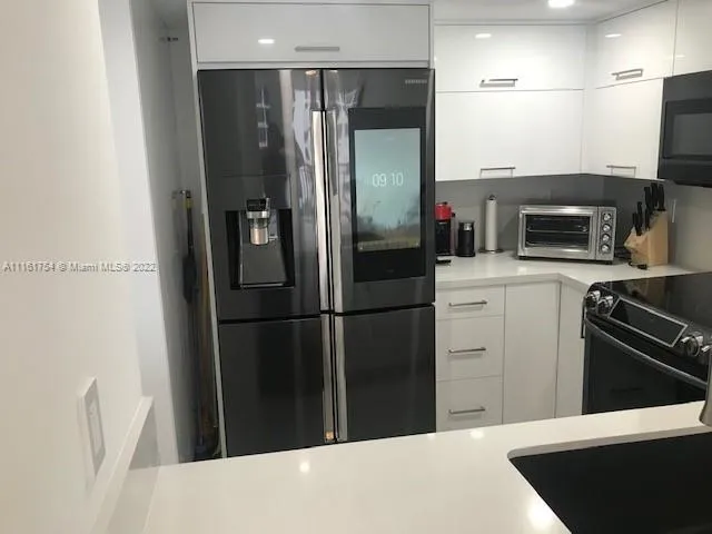 Brickell Key II #823 image #10