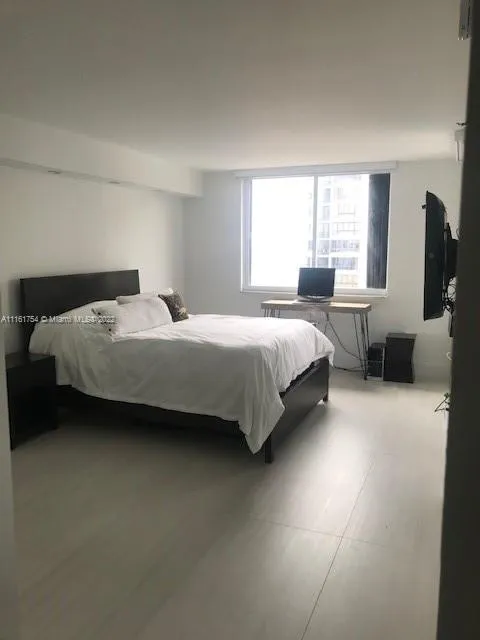 Brickell Key II #823 image #37