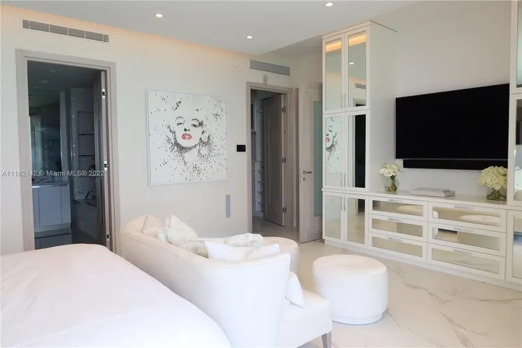 Jade Signature #4105 image #10