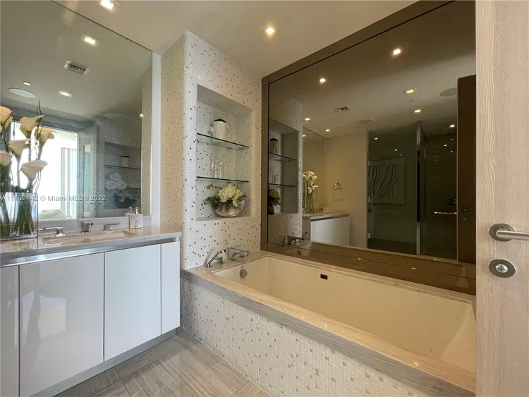 Jade Signature #4105 image #12