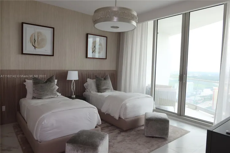 Jade Signature #4105 image #22