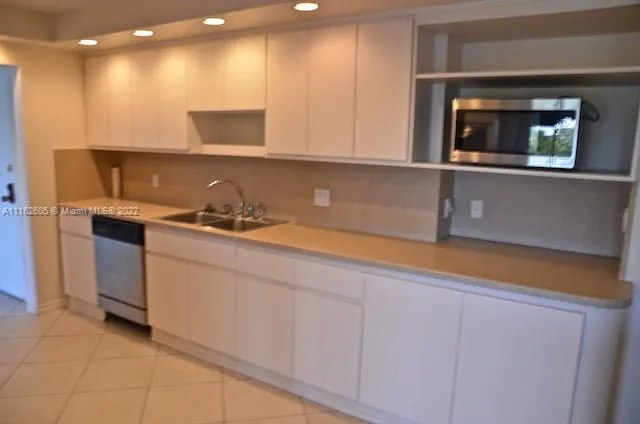 Cricket Club Miami #402 image #13