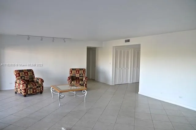 Cricket Club Miami #402 image #15