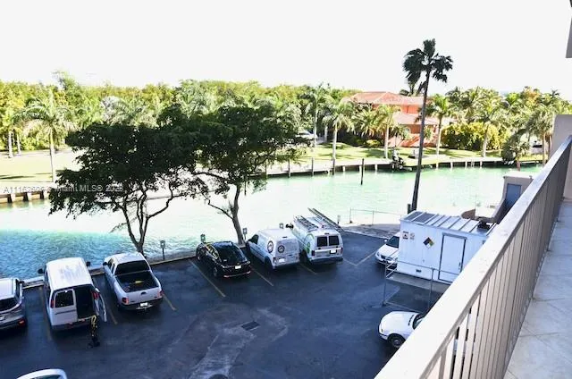 Cricket Club Miami #402 image #8