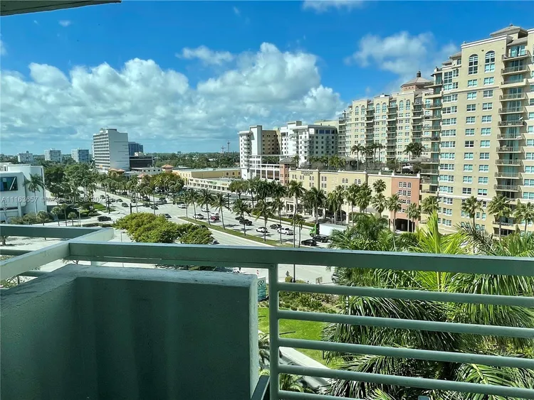 Gallery One DoubleTree #821 image #17