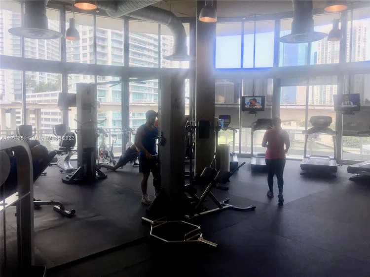 Neo Vertika #1721 image #15