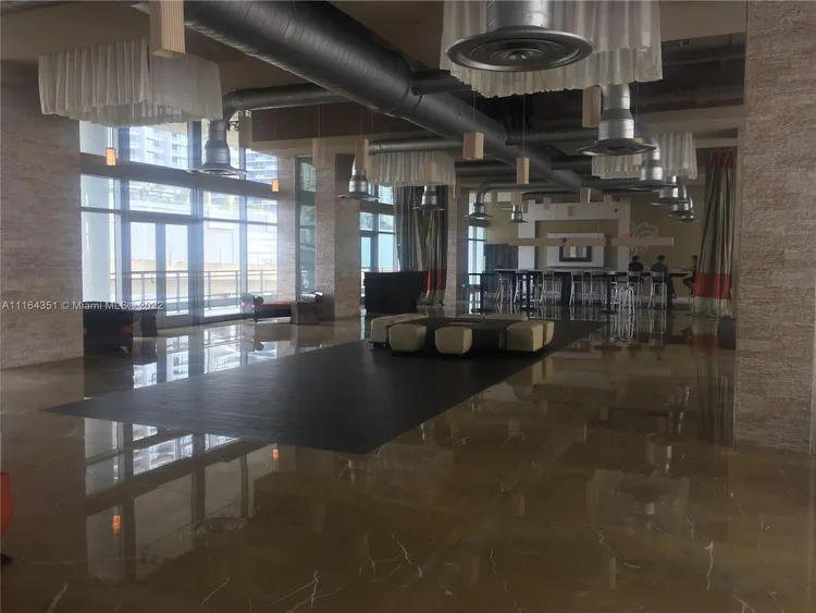 Neo Vertika #1721 image #16