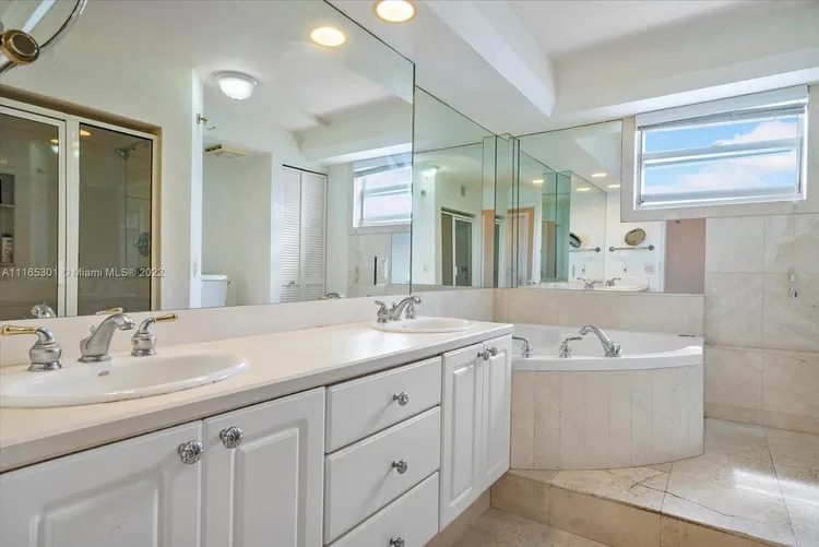 Sunrise East #14A image #27