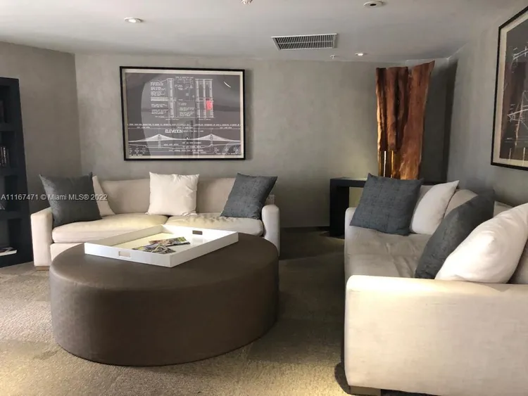 Mint #1806 image #19