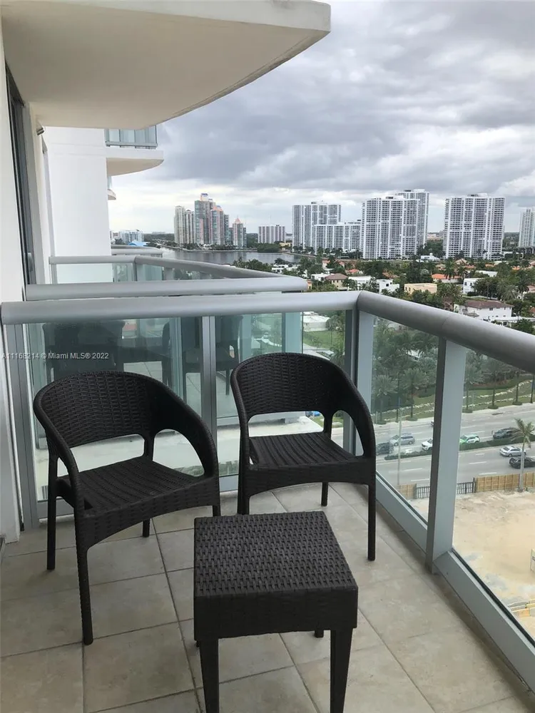 Marenas Resort #2505 image #10