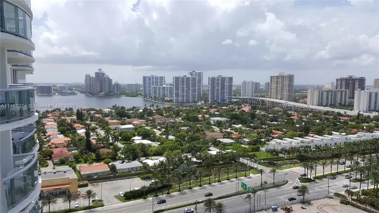 Marenas Resort #2505 image #13