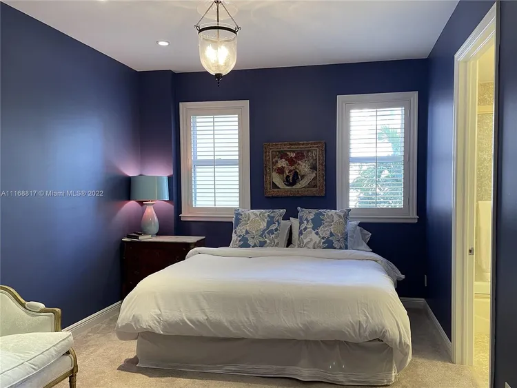 Padua Condo Deering Bay #221 image #14