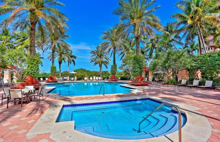 Padua Condo Deering Bay #221 image #21