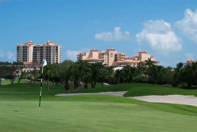 Padua Condo Deering Bay #221 image #26