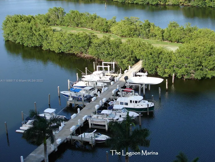 Padua Condo Deering Bay #221 image #34