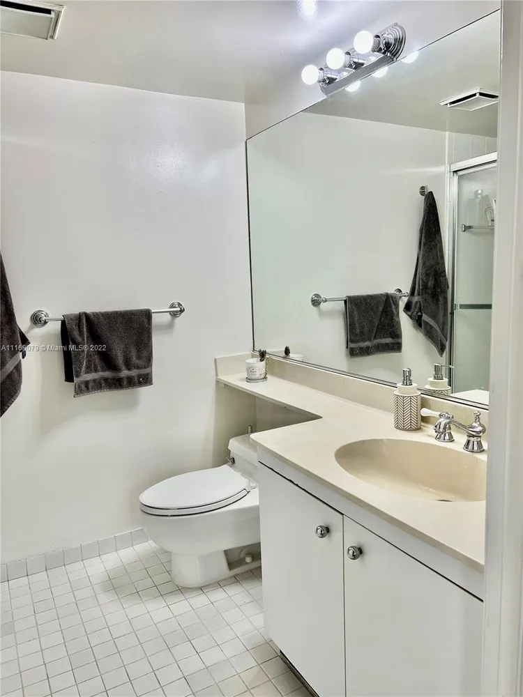 Towers of Quayside Condo #2 #409 image #21