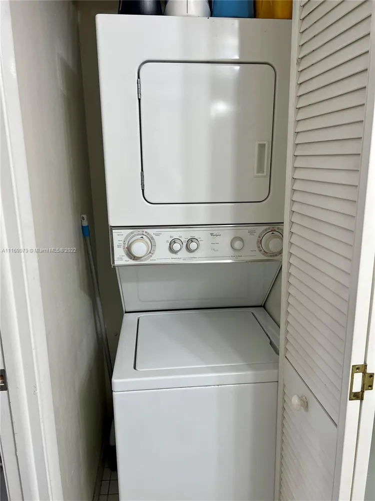 Towers of Quayside Condo #2 #409 image #22