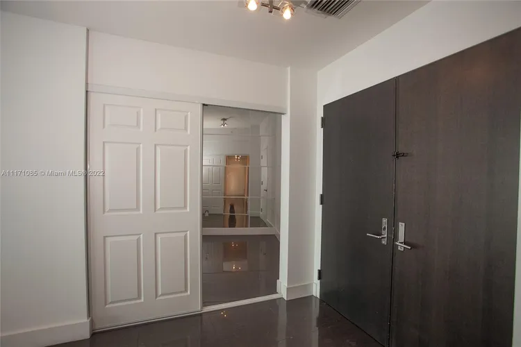 900 Biscayne Bay #2906 image #15