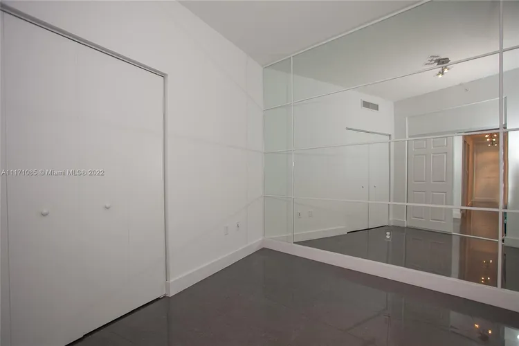 900 Biscayne Bay #2906 image #16